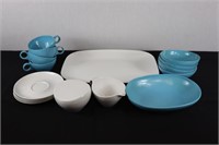 Assorted Plastic Dishware