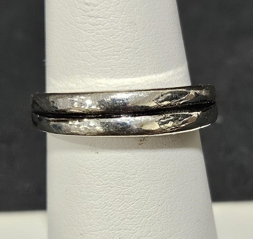 Textured Band Ring Sz 6