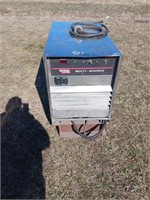 LINCOLN MULTI-SOURCE WELDER  3PHASE TESTED GOOD