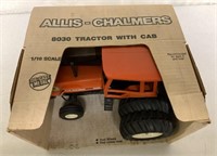 1/16 Allis-Chalmers 8030 Tractor/Cab,NIB