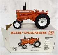1/16 Allis-Chalmers D15 Tractor with Box