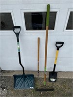 4PC lot of outdoor garden tools