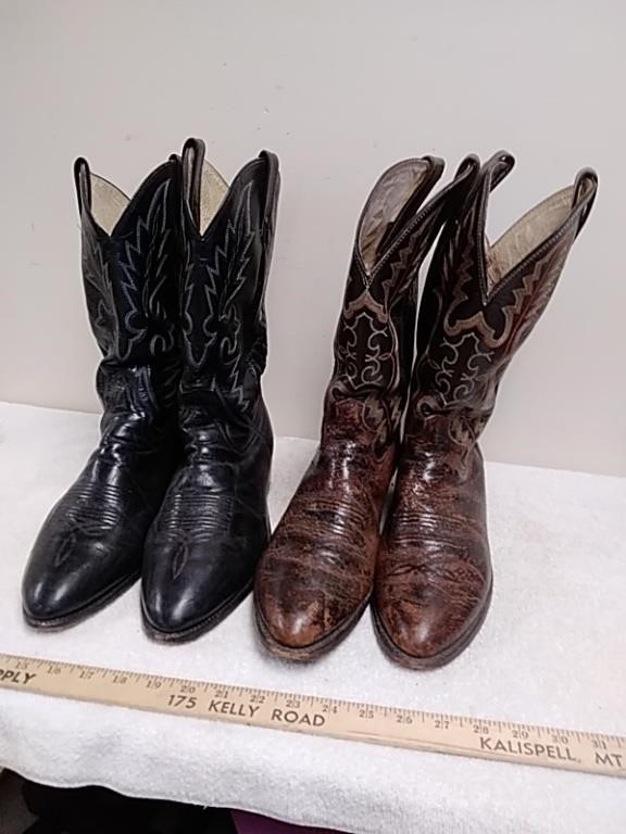 2 pair of cowboy boots size 10 Justin/Dan Post