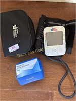 GNP Blood Pressure Reader & Femometer Oximeter