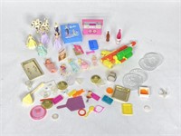 Barbie Accessories 3: Mini Barbies & More