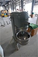 Hobart mixer w/ 60.qt. bowl & hook