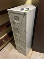 4 Drawer metal file cabinet w/key