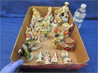 flat of 22 mostly occupied japan figurines