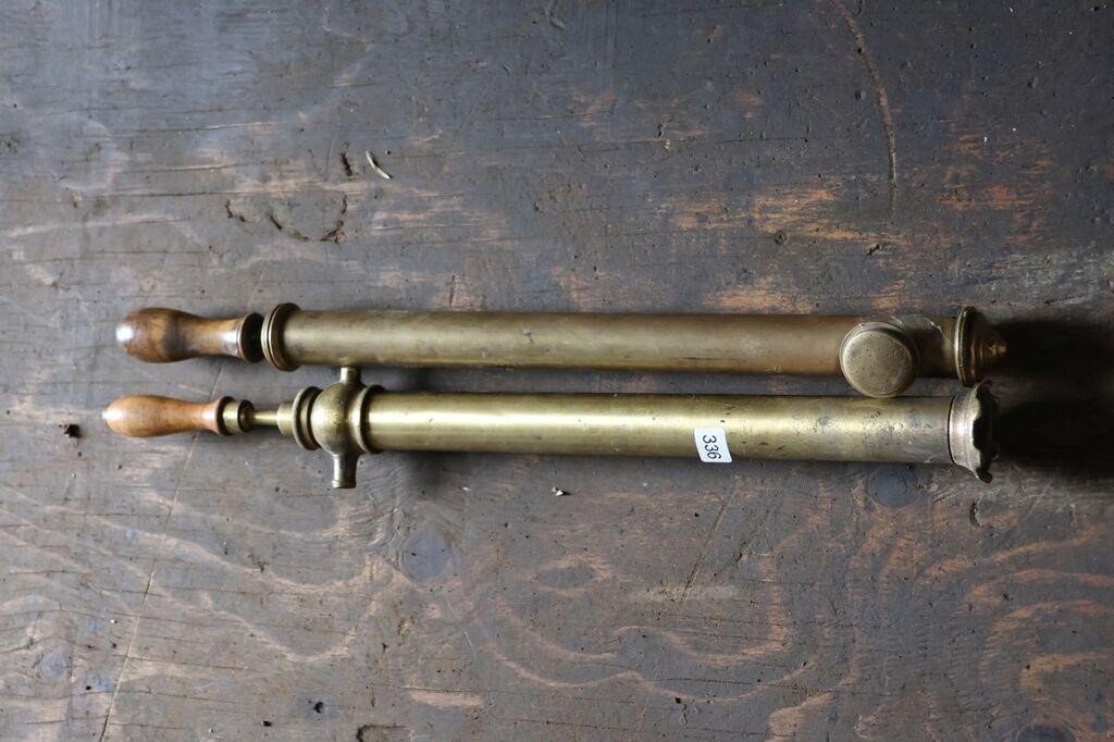 2 BRASS PUMPS