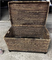 Wicker chest with flip lid