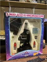 New in Box 600x Microscope