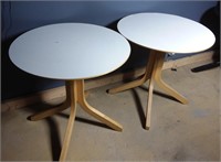2 table bistro dessus blanc base en bois 27