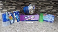 PICNIC SUPPLIES AND METAL WIRE BASKET