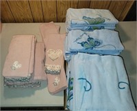 Large Lot of Decorative Towels