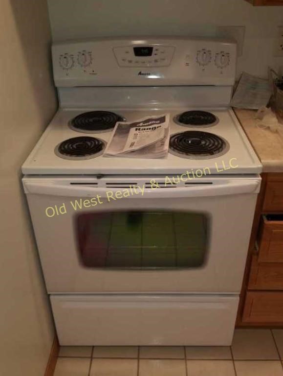 Amana Electric Range - Like New