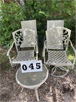 4 Patio Chairs & Small Table