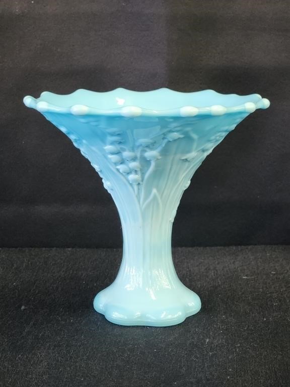 BLUE LILY OF THE VALLEY VASE