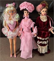 J - LOT OF 3 COLLECTIBLE BARBIE DOLLS (L115)