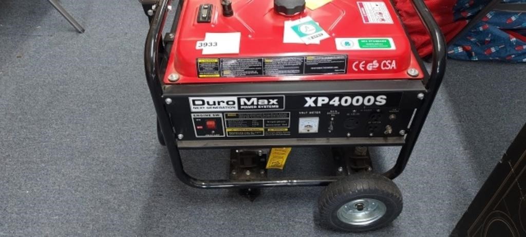 DuroMax XP4000S Portable Generator-4000 Watt Gas d