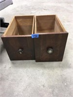 2 old drawers