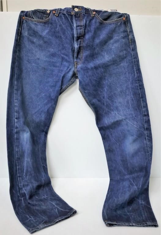 Levi Jeans 501XX Men's Size 36x36 | Live and Online Auctions on HiBid.com