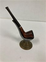 Pipe with metal stand