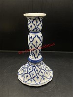 Vtg Blue and White Candle Stick  (living room)