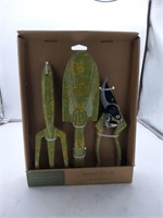 Smith and Hawken garden tool set