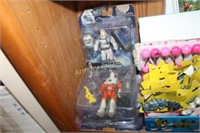 LIGHTYEAR ACTION FIGURINES