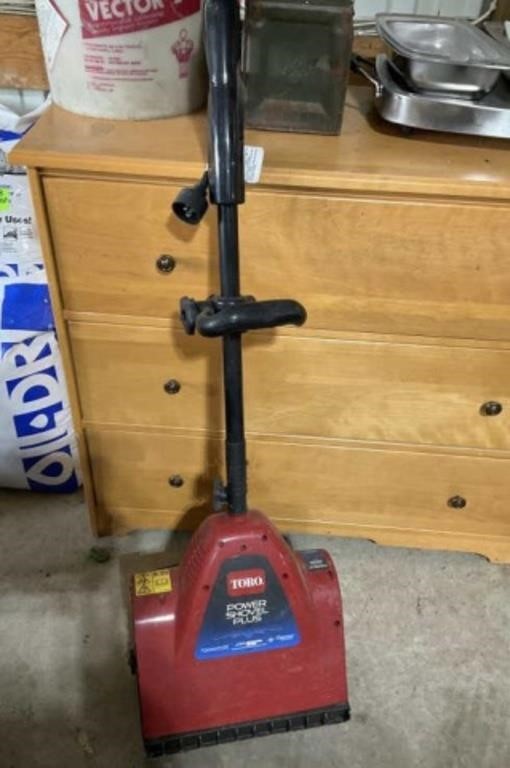 Toro Power Shovel  13.5" Wide