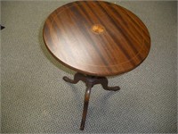 Wood Tilt Top Side Table  21 Inches Tall