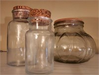 APOTHECARY JARS WITH CORK STOPPERS