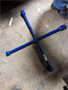 Larin Tractor/Truck Lug Wrench