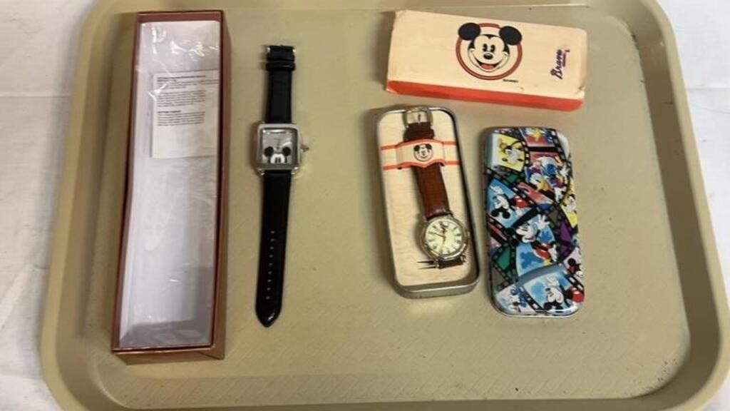 2) Mickey Mouse Watches: Disney Mickey Mouse