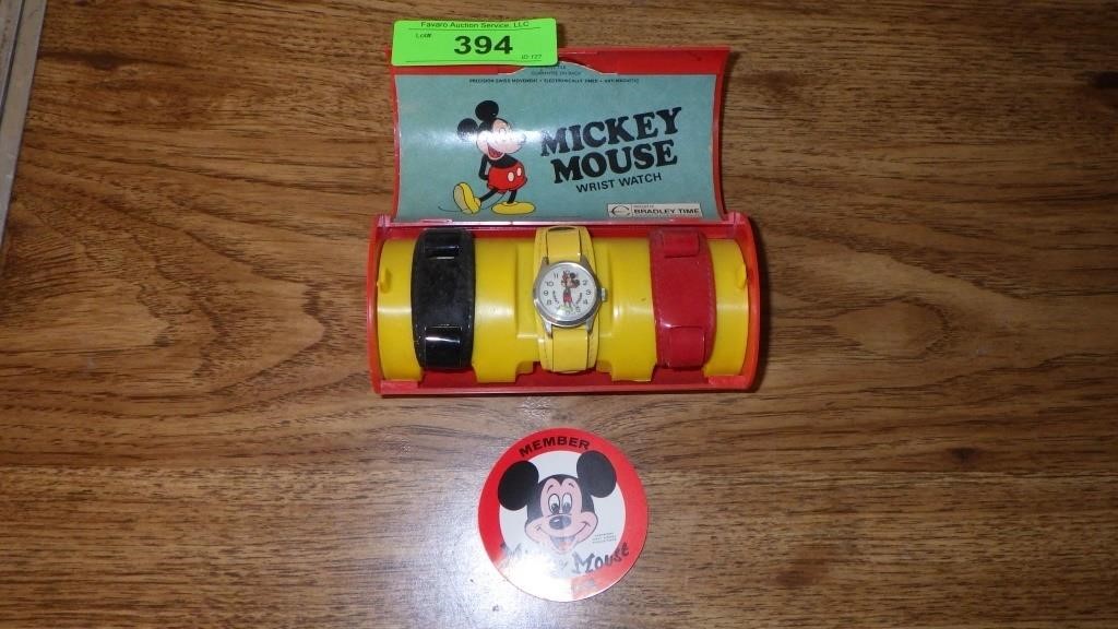 VINTAGE DISNEY MICKEY MOUSE WATCH W/CHANGEABLE >>>