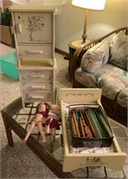 Doll furniture, dolls, Lincoln Logs