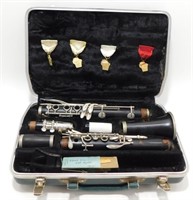 Bundy Clarinet Instrument w/ Carrying Case