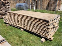 White Oak 4/4 Rough Sawn Lumber