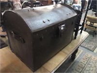 1930'S CANVAS TRUNK-FOR BACK OF CAR