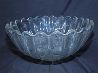 Vintage Style Glass Serving Bowl