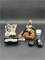 Music Collectible Salt and Pepper shakers