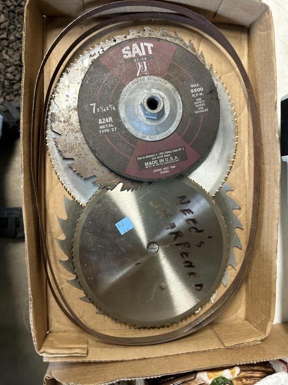 Used saw blade flat