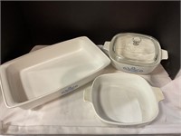 Corning ware casserole and bowls/ one with lid