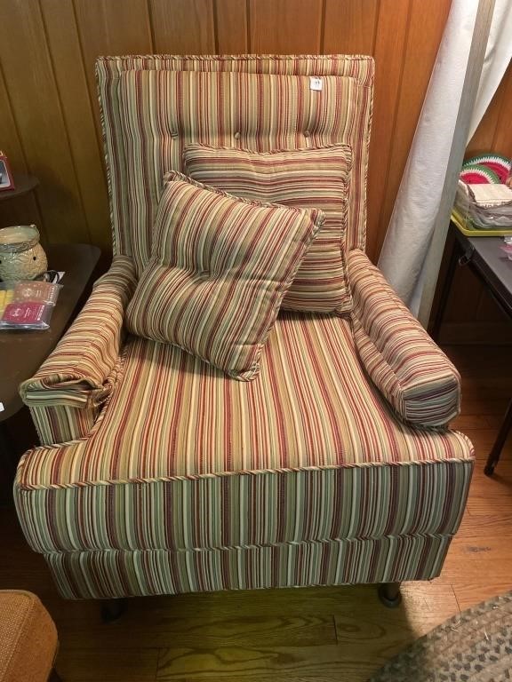 1970'D ARM CHAIR - UPHOLSTERED