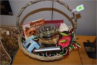 GIFT BASKET FOR DOGS