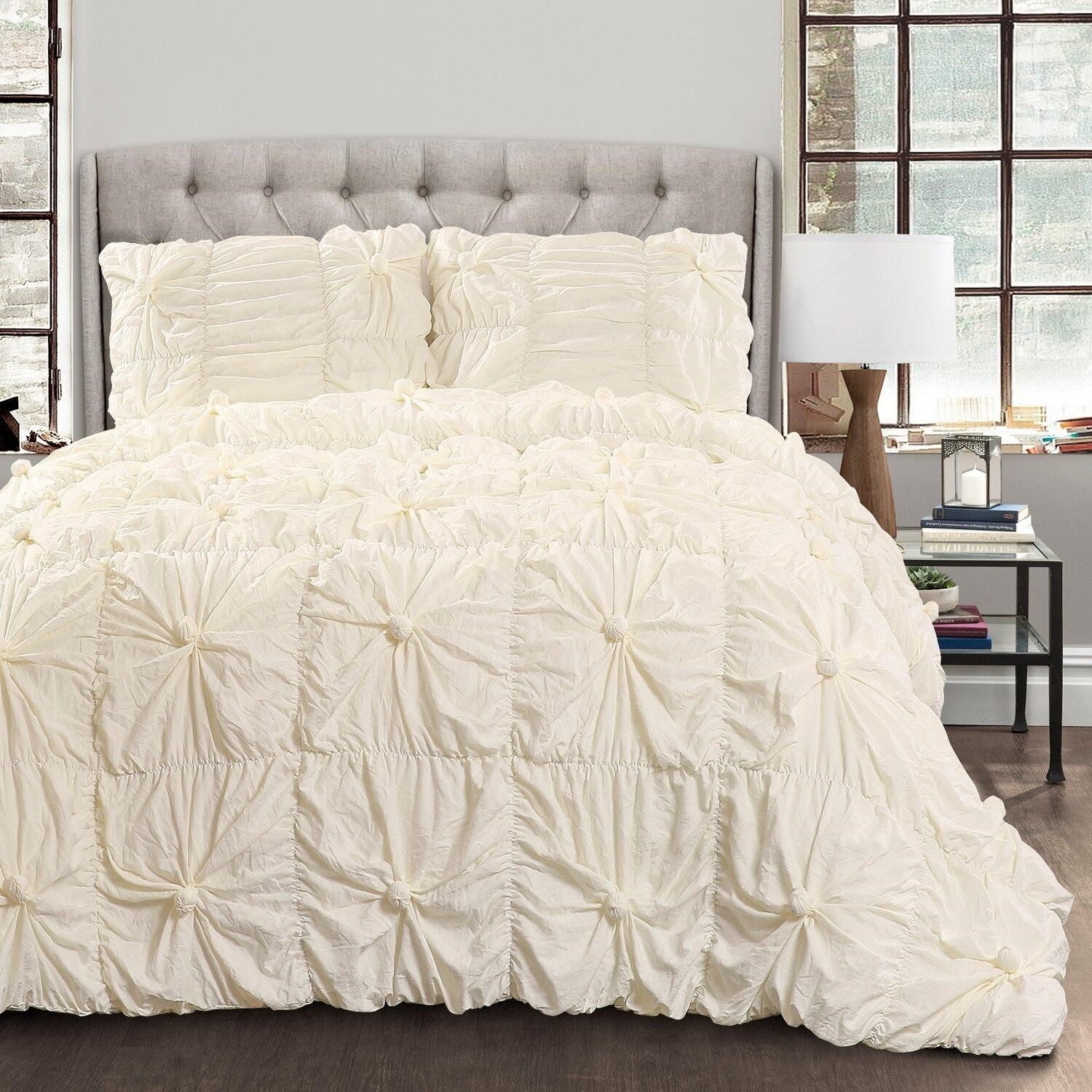 $144  Lush Decor Ivory Solid Full/Queen Comforter