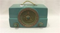 Lg. Vintage  Teal Green Radio Model H-725Z