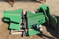 Pallet JD 600 Series End Snouts - Need Work #