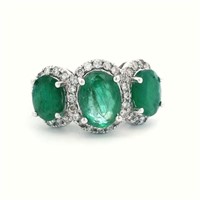 18ct W/G Emerald 3.31ct ring