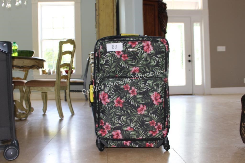 leisure floral rolling suitcase